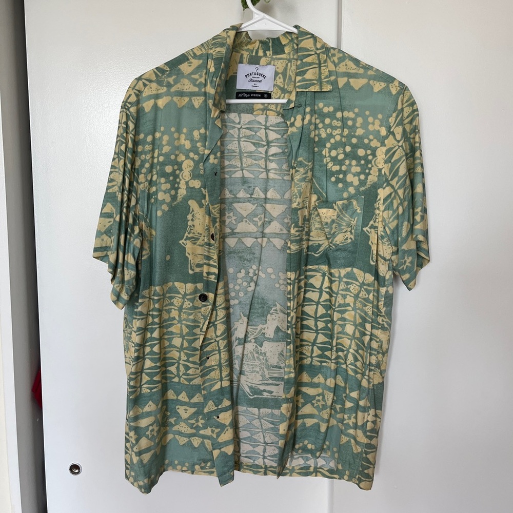 Portuguese Flannel Printed Button-up